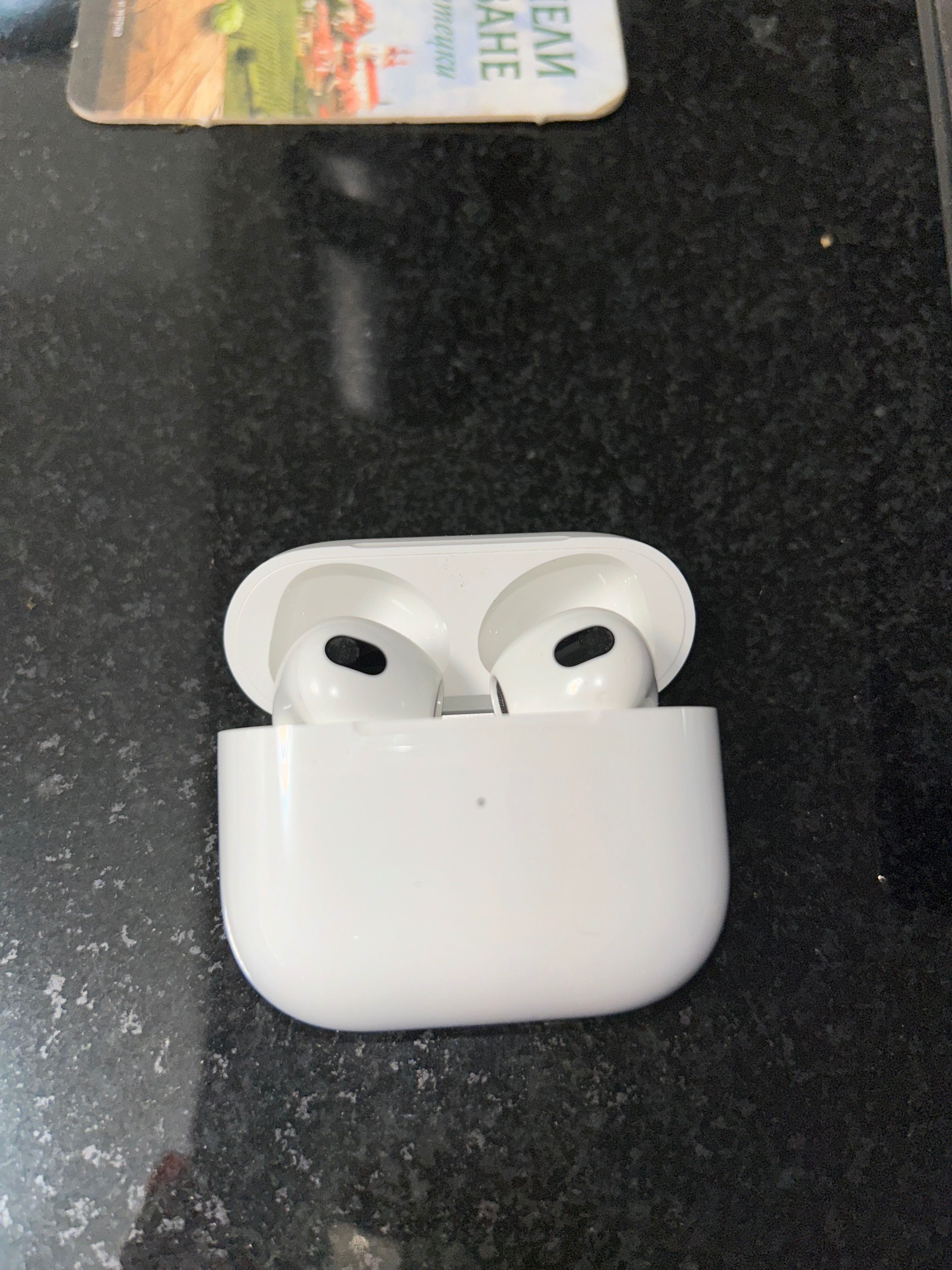ОРИГИНАЛНИ Air pods 3rd generation