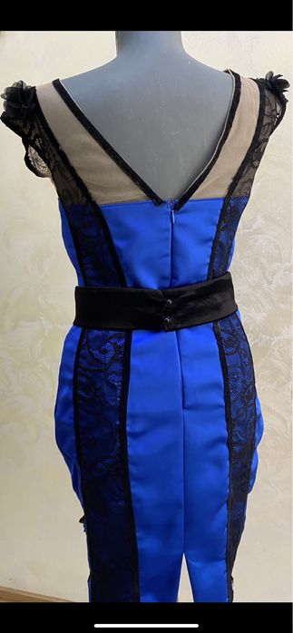 Vand rochite elegante