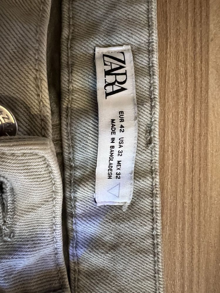Мужские шорты zara новые
