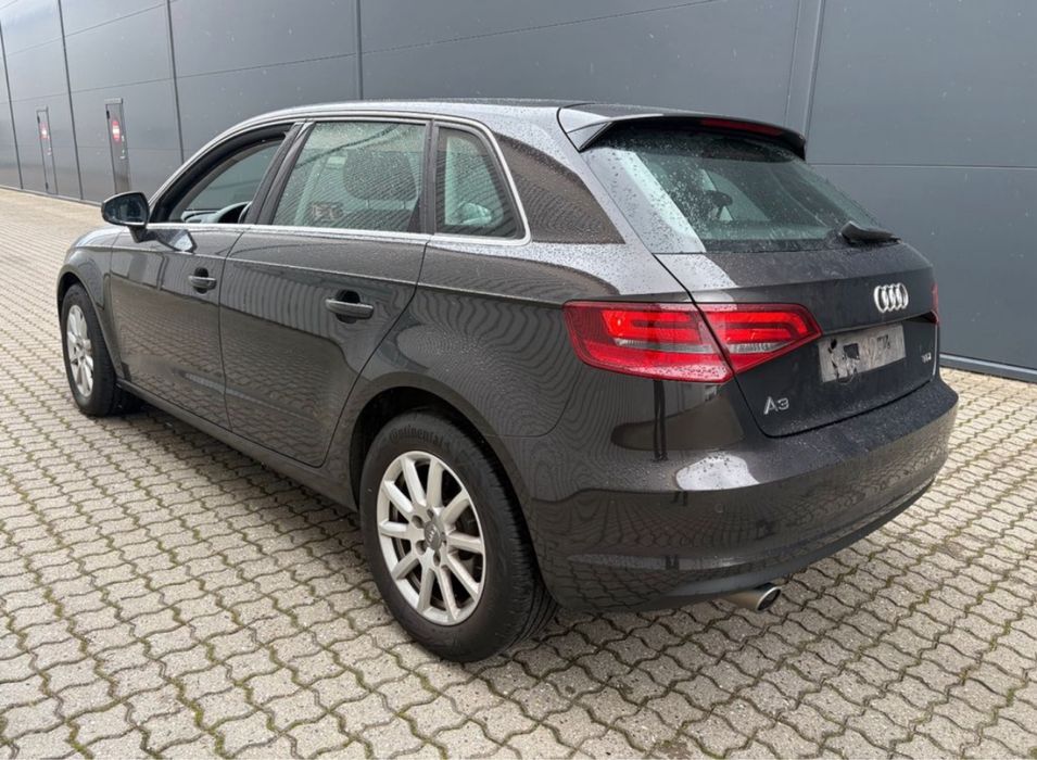 Audi A3, 1.6TDI, manual