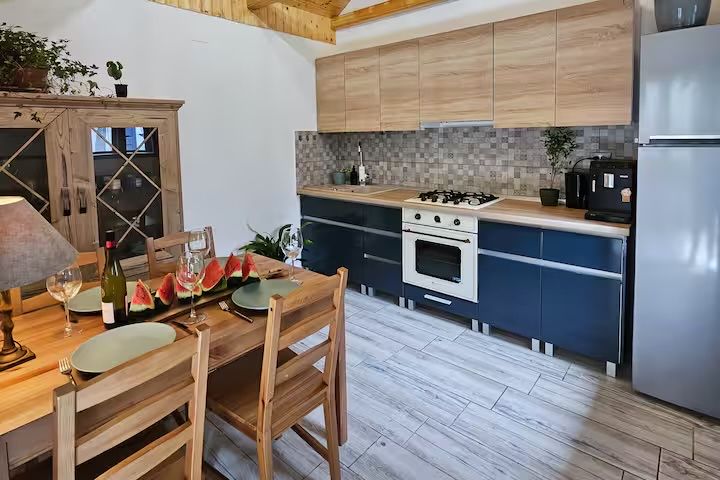 Casa de vanzare in zona turistica Suncuius / Oportunitate de afaceri