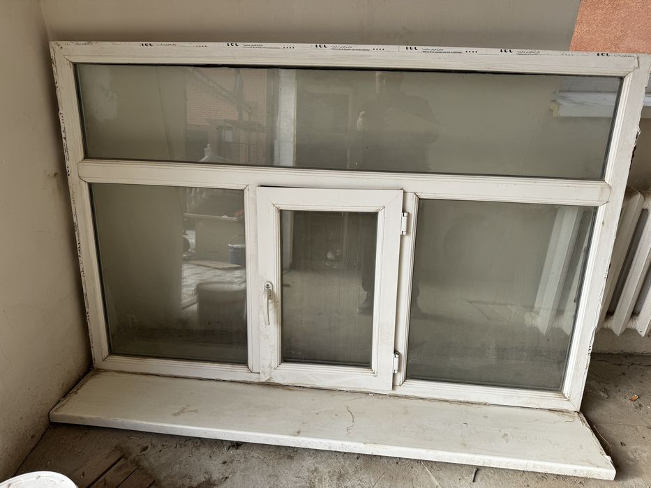 Пластик терез сатылады :