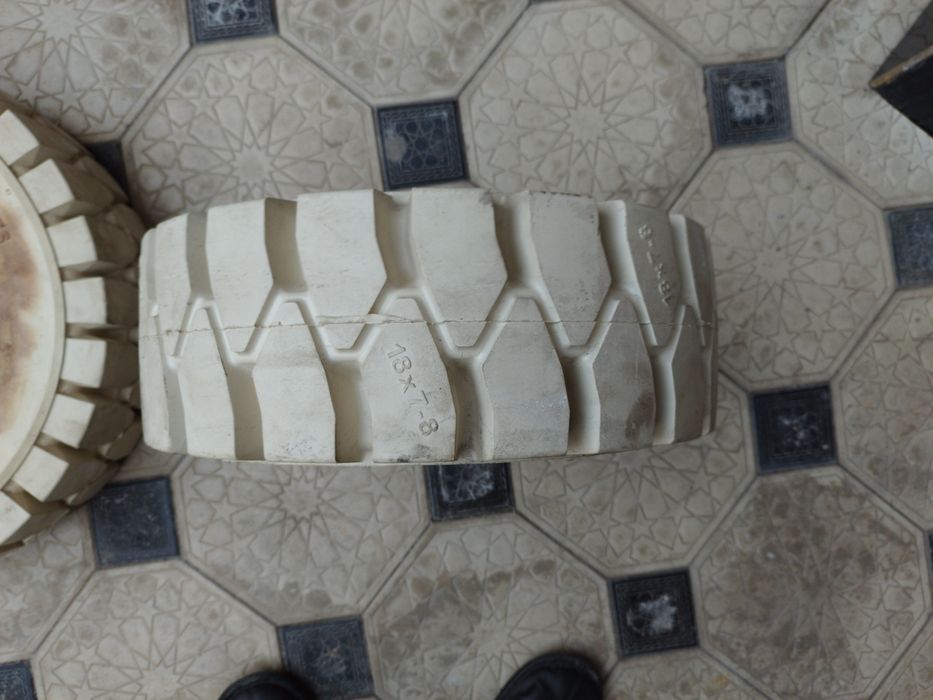 Kara balon 18×7-8 oq rangda