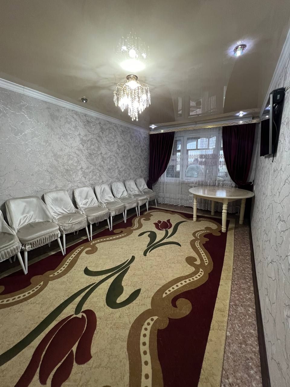 В центре города продаётся 3х комнатная квартира Сатпаева 100 на 5 эт