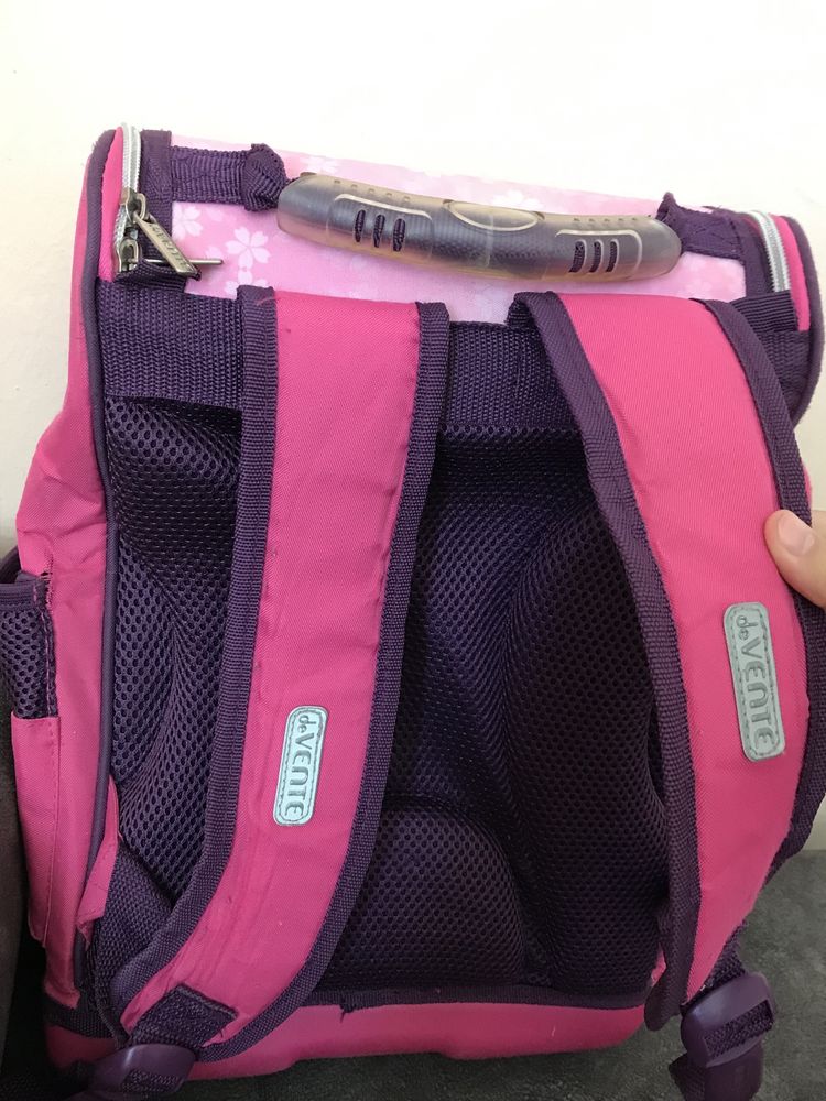 Школьный рюкзак для девочки deVENTE