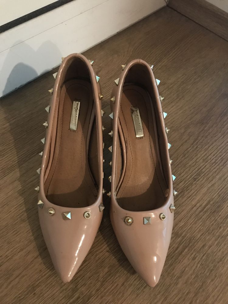 Дамски обувки с нисък ток 36