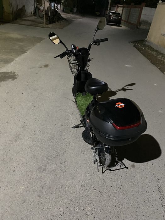 Tesla skuter 3oy garantiya