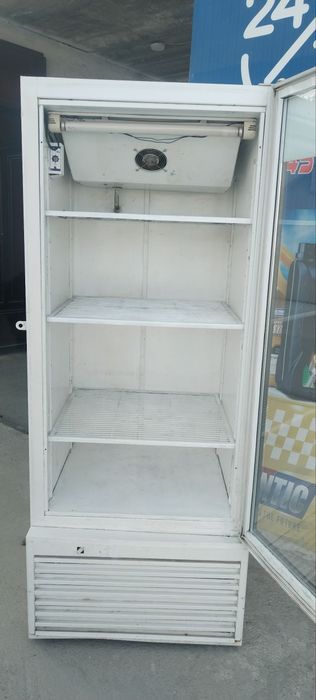 ВИТРИНА халадилник