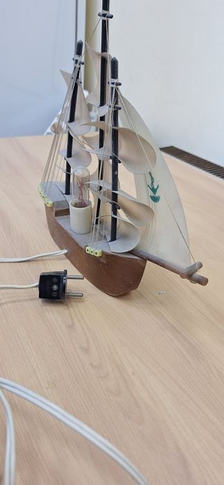 Лампа кораб винтич