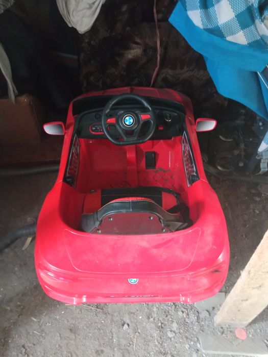 Детский электромобиль