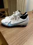 Бутонки Nike Mercurial