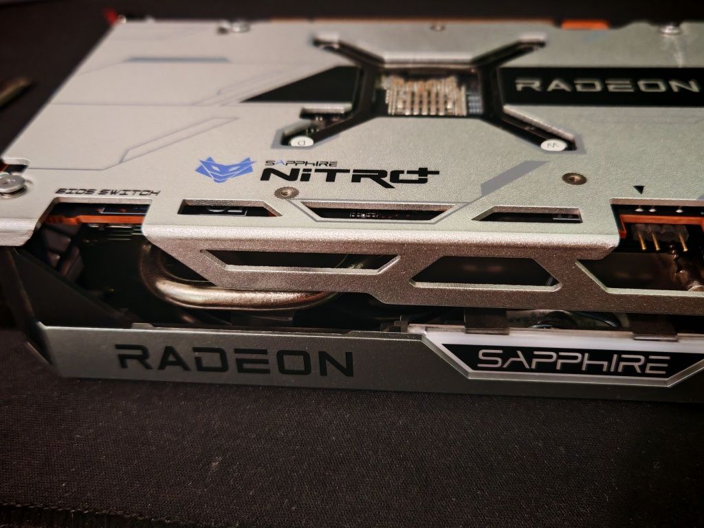 Placă video AMD Radeon RX 6600 XT – 8GB GDDR6 | Ca nouă