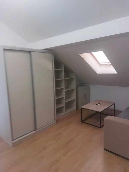 inchiriez apartament 2 camere pe Bilascu,finisat ,mobilat.