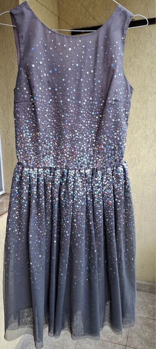 Официанална рокля