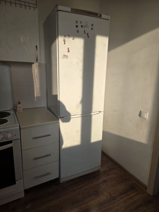 Холодильник индесит