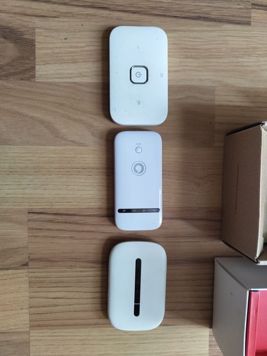 Lot 3 routere/modem wi-fi portabile Vodafone