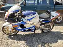 Suzuki gsxr 600 на части