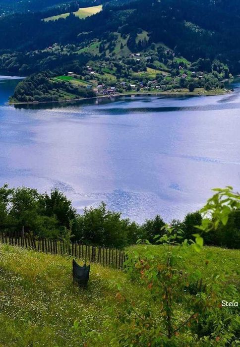 Teren intravilan Lacul Bicaz-Izvorul Alb