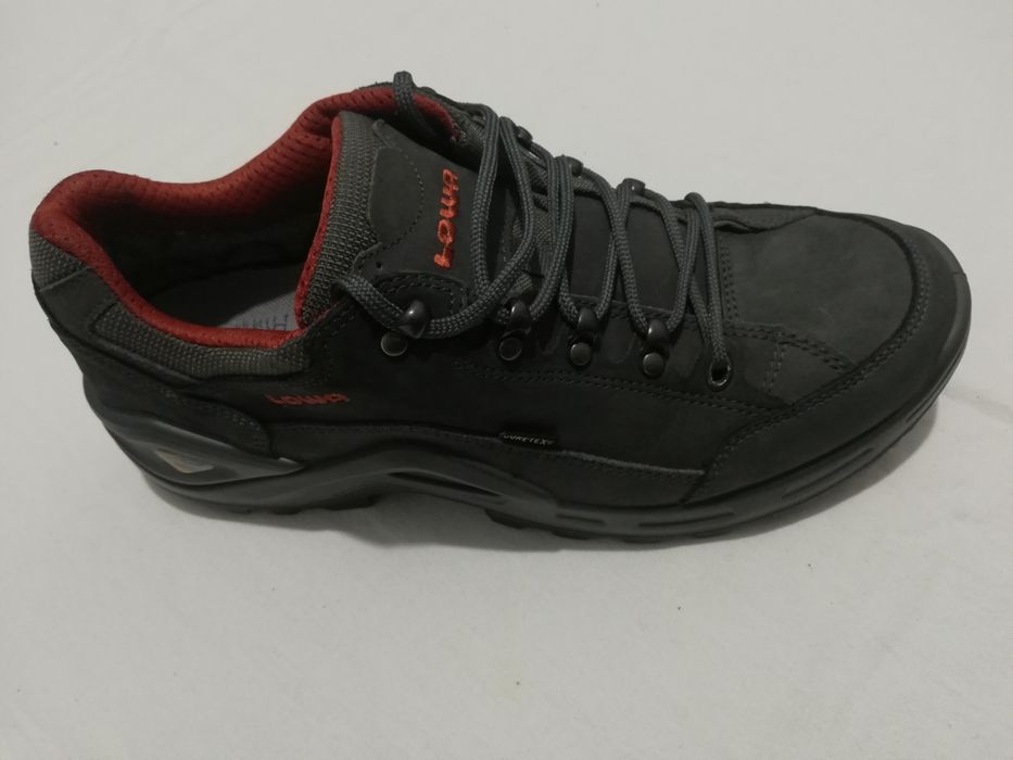 44 Lowa Renegade Gore-tex masura 44