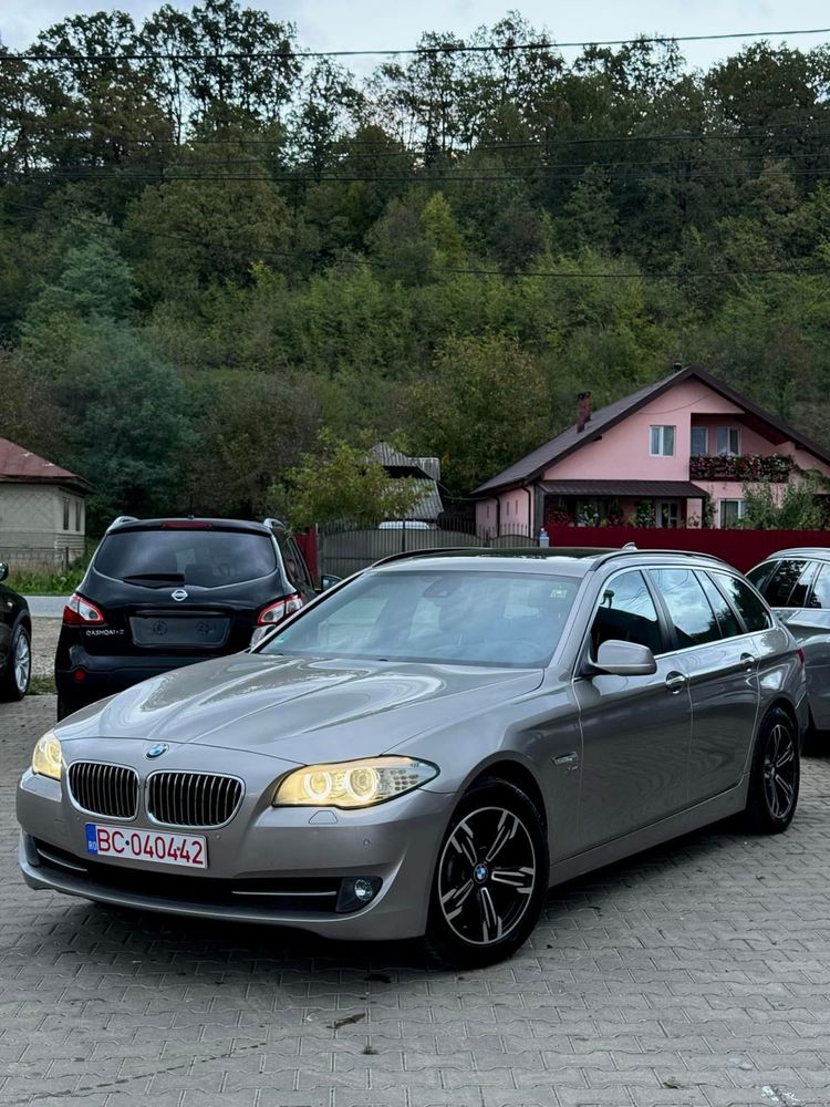 BMW 525d// x drive// 2.0diesel// 218cp// panoramic// head up display