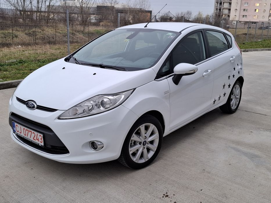 Ford Fiesta Titanium an 2011 1.6 diesel Germania  jenti carte service