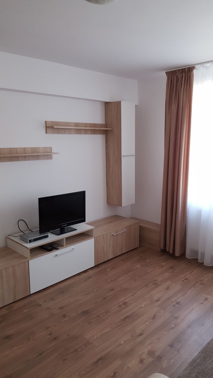 Închiriez apartament  2 camere   94817