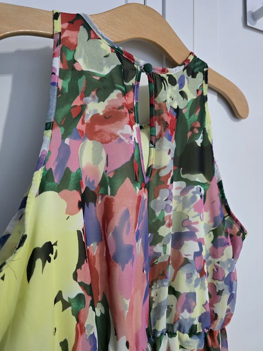 Дамски рокли на символични цени