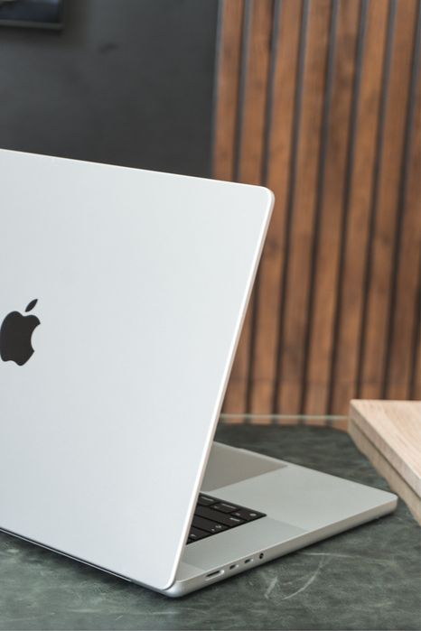 MacBook Pro M1 Pro 16inch 16/512Gb 85% Silver