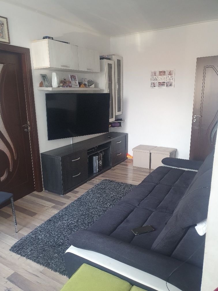 Apartament cu 2 camere de vânzare