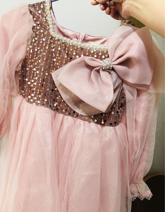 Детские платья 6-7 лет