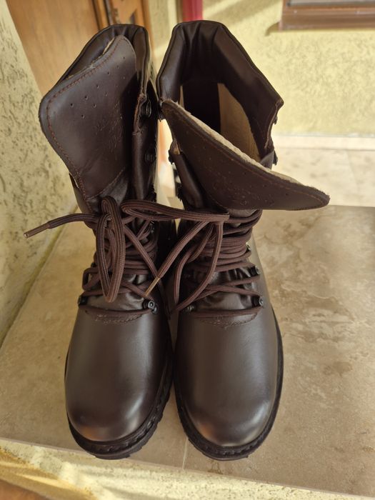 Bocanci din piele, maro, nr. 44