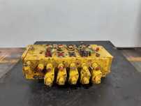 Distribuitor hidraulic miniexcavator caterpillar 301.1d