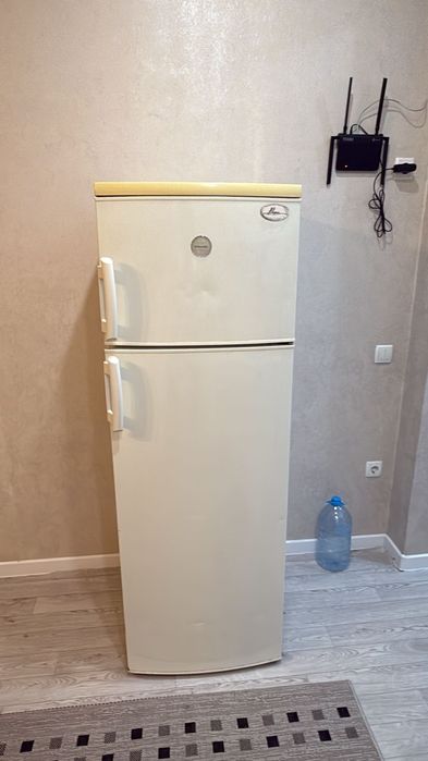 Продам холодильник