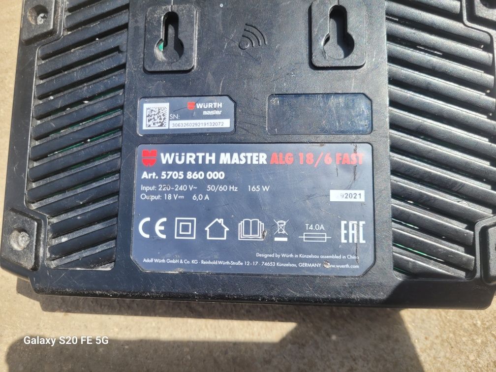 Încărcător Wurth Master M-Cube
