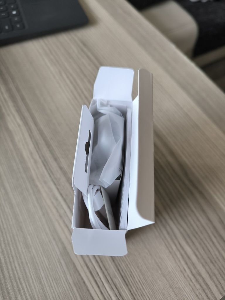 НОВ! Xiaomi Smart Band 9 Active
