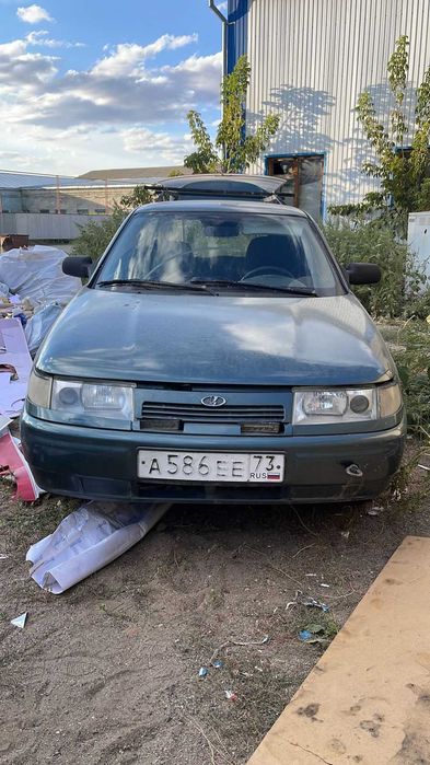 продается авто ВАЗ на запчасти