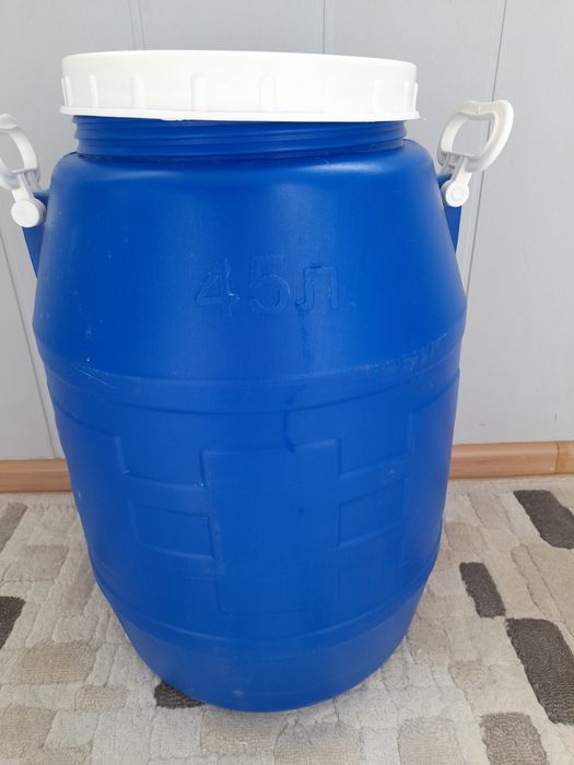 Продам бак для воды 45 л