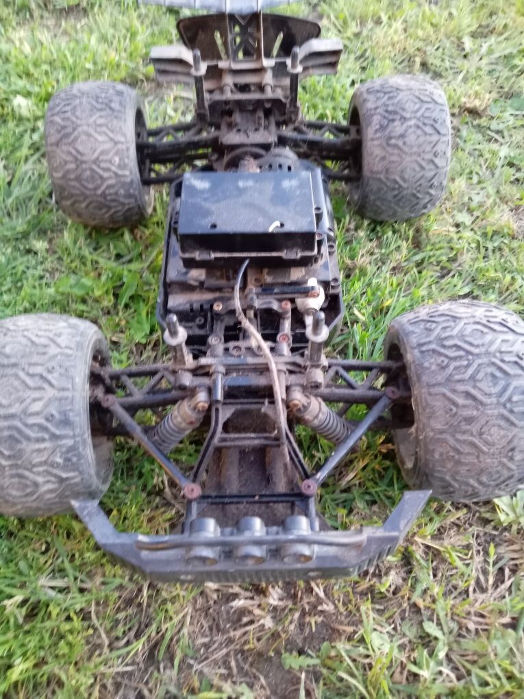 Кола без дистанционно управление 4×4