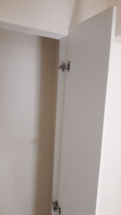 Usi debara cu balamale sau glisante