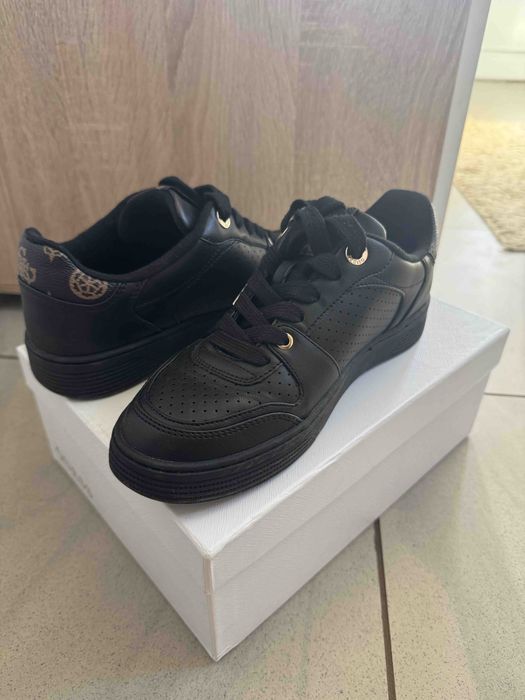 Обувки Guess original