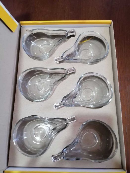 Посуда и комбайн