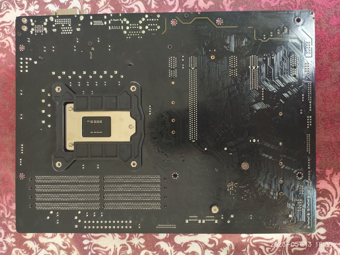 Материнская плата ASRock H370 PRO4 с процессором Pentium gold G5400