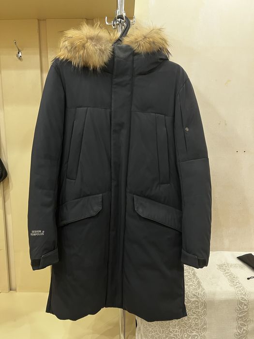 Продам зимняя куртка за 20000 тг.