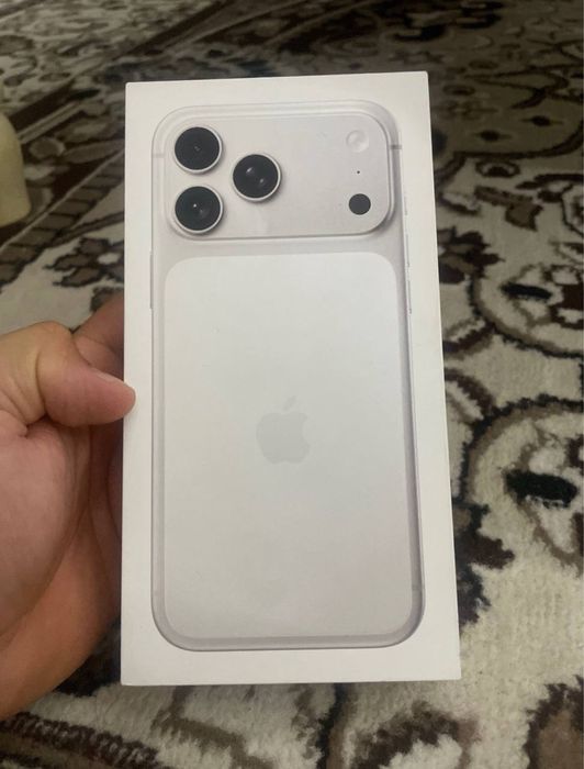 Iphone 17 pro max  silver 1 Tb