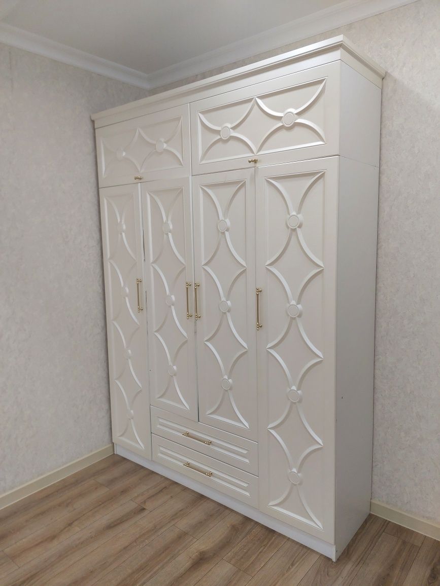 Шифоньер сатылады