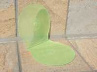 Carcasa CD protectie tip shell verde fosforescent anii 2000