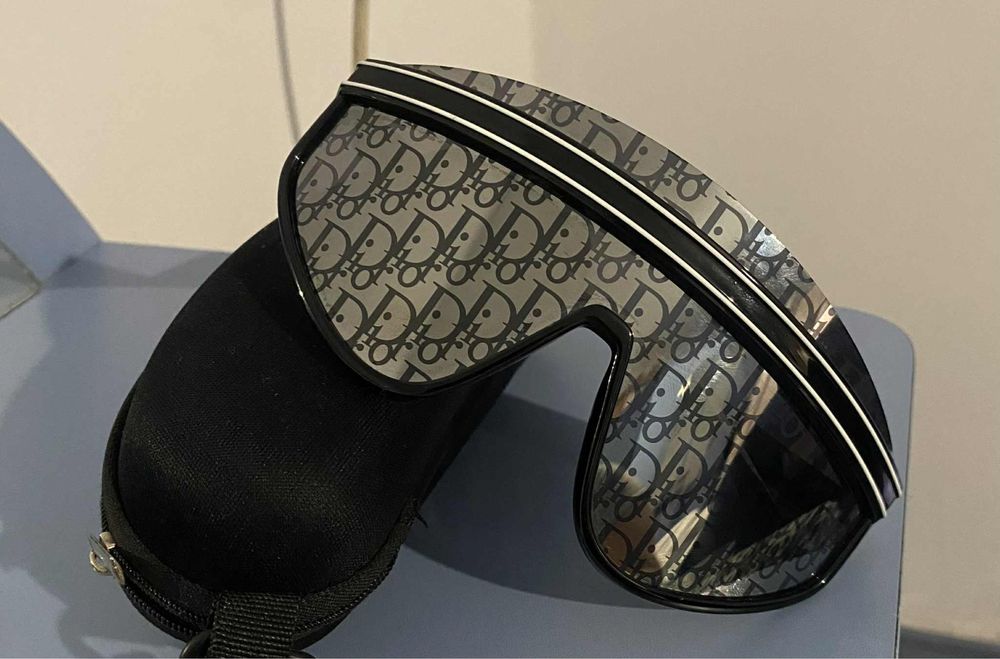 Очила Dior-като нови