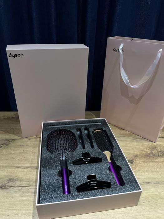 Набор аксессуаров Dyson для волос