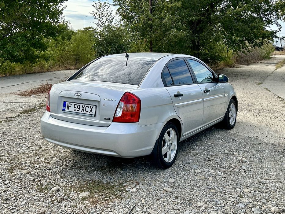 Hyundai Accent 1.5 diesel prima inmatriculare 2009 cu doar 141.000 km