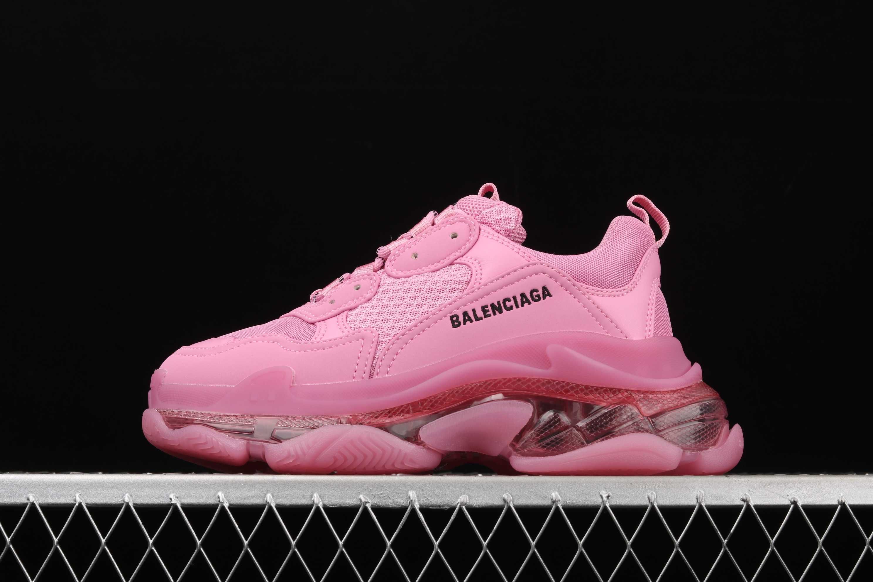 Balenciaga 3XL / 10XL / Track / Triple S / Cargo / Defender /  Model's
